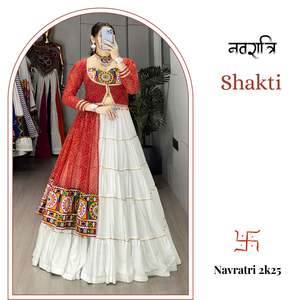 Venta caliente Rayón y Faux Georgette con estampado de Bandhanni y espejo Gamthi Work Lehenga Choli Compras en línea al precio más bajo - Product Image 2