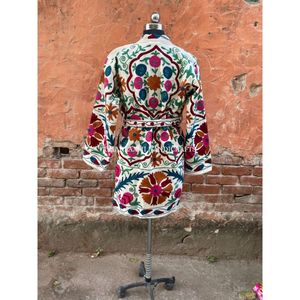 Albornoz de Algodón Indio Suzani Bordado a Mano al por Mayor, Estilo Kimono de Terciopelo, Ropa de Dormir, Bata Larga, Estilo Boho, Unisex - Product Image 6