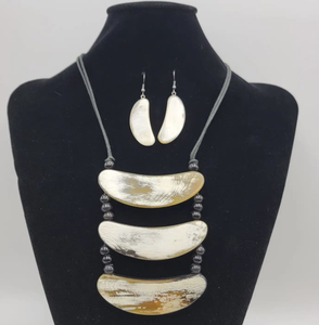 Cuerno sin cuello y pendiente mejor pulido y para niña y mujer joyería cuerno de búfalo sin cuello para gran oferta India - Product Image 3