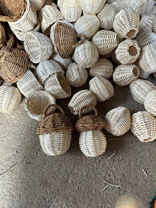 El precio más barato, venta al por mayor, adornos de ratán, colección de vacaciones para compradores globales, adornos de ratán hechos por artesanos calificados de Vietnam - Product Image 2