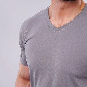 Ropa de calle informal de entrenamiento para hombre, ropa activa de verano con cuello en V, ropa de gimnasio sexy en blanco al por mayor, camisetas para hombre - Product Image 6