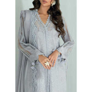 Ensemble de costume en tissu brodé pour femmes en 3 pièces avec dupatta brodé DN-62003, comprenant un shalwar et un churidar - Product Image 4