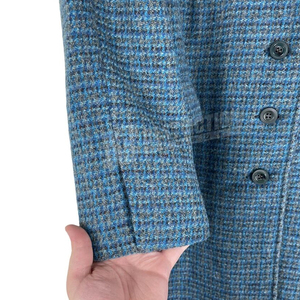 Manteau écossais léger et respirant en stock avec rembourrage en laine Tissu tricoté Manteau à capuche Bouton Décoration Dernière conception - Product Image 5