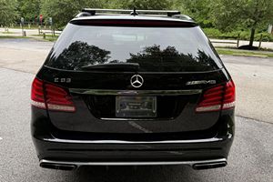 Mercedes-Benz E-63 S AMG Wagon 2014 Usado, Motor V8 Twin-Turbo de 577 hp, Tracción en las Cuatro Ruedas, Paquete de Asistencia al Conductor, Sin Modificaciones, Euro III - Product Image 6