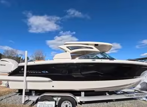 TOP Seminuevo 2025 Chaparral 270 OSX Stock hardtop yate Cabina Barcos a la venta con remolque gratis Jet Drive con motor fuera de borda - Product Image 3
