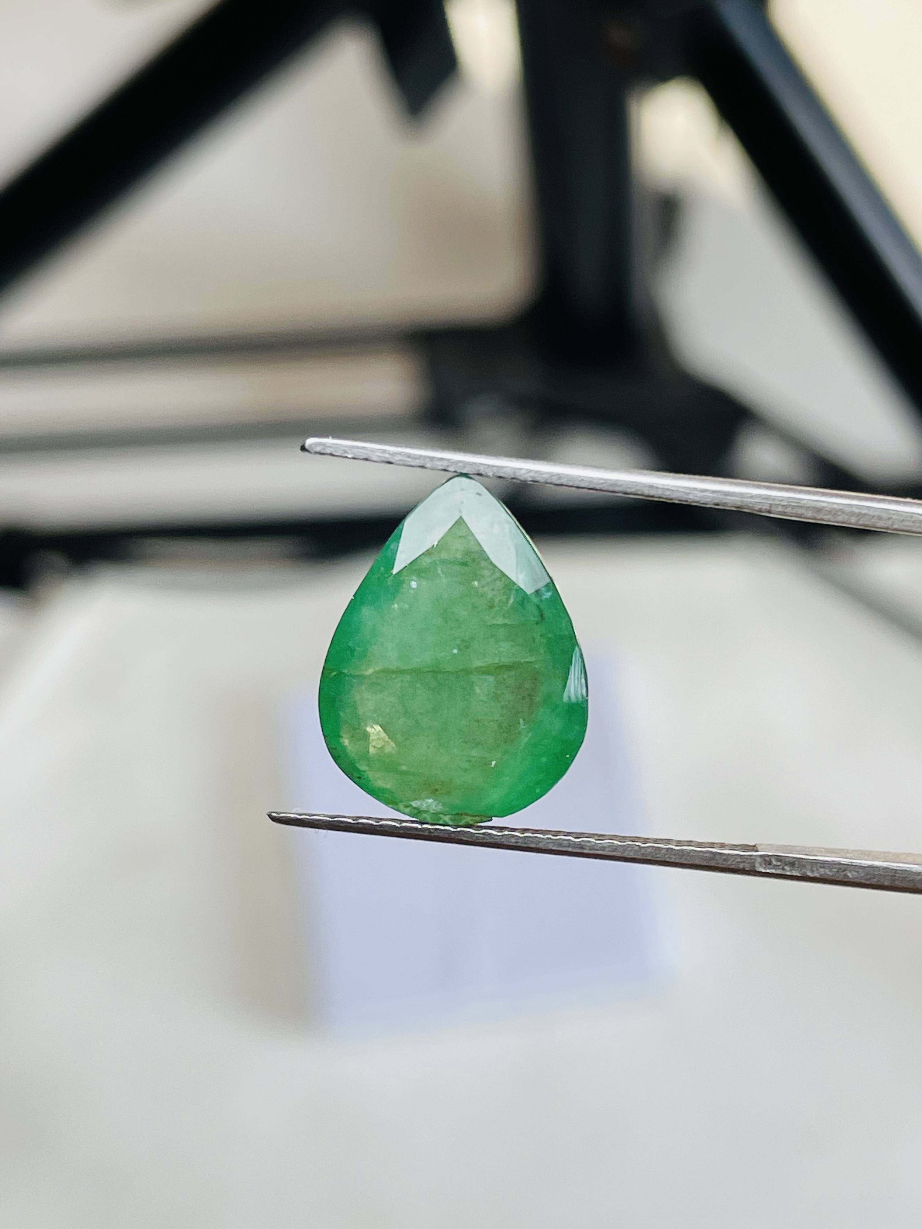 สีเขียว