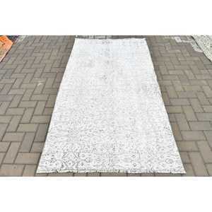 Tapis turc 3,7x7 pieds, tapis vintage, tapis à bordures blanches et grises - Product Image 1