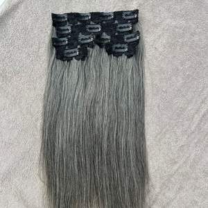 Extensions de cheveux gris raides naturels de qualité 10A avec clip pour cheveux bruts Commande minimum 1 pièce - Product Image 4