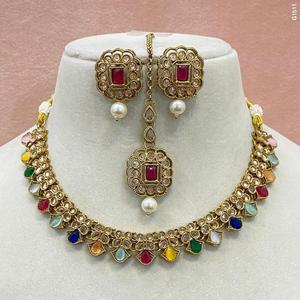 Conjunto de joyería de Latón chapado en oro de calidad superior de lujo, collar elegante, pendientes y aspecto de piedra Tikka para compromiso o boda - Product Image 1