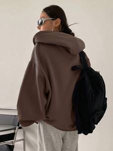 แจ็กเก็ตผ้าฝ้ายขนแกะมีซิปสีน้ำตาลโอเวอร์ไซส์สำหรับผู้หญิงมีฮู้ดแบบหลวมพอดีไหล่ปล่อยแบบลำลองสำหรับฤดูหนาว - Product Image 2