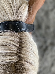 Bride de cheval en cuir anatomique noir brillant, résistante à l'usure, réglable, équipement personnalisable, design international, marque Rub - Product Image 4