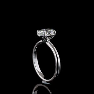 Anillo de Compromiso Solitario de Oro Blanco de 14K con Diamante Ovalado de 1.52 Quilates, Joyería Nupcial de Lujo Hecha a Mano - Product Image 1