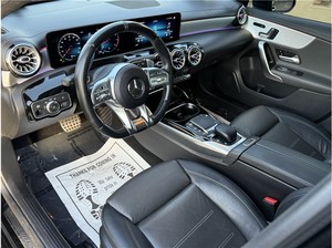 เมอร์เซเดส-เบนซ์ A35 AMG 4MATIC ปี 2021 รถมือสองสภาพดี รับรองคุณภาพ เกียร์อัตโนมัติ เทอร์โบ ภายในเบาะหนังสีอ่อน ระบบควบคุมความเร็วอัตโนมัติ ล้อแม็ก R17 A - Product Image 3