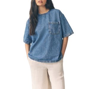 Camiseta de Mezclilla para Mujer Talla Grande, Ajuste Suave y Cómodo, Diseño Casual con Estampado de Rayas, Ecológica, Elegante, Diseño Holgado, Tela Resistente - Product Image 1