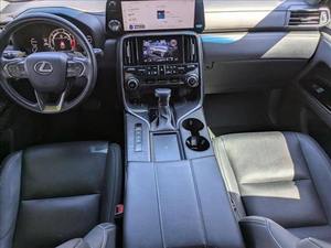 Lexus LX 2023 F SPORT soigneusement 600 - Product Image 4