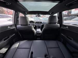 KIA Sportage Nightfall AWD 2022 USADO, Volante a la Izquierda/Derecha - Product Image 4