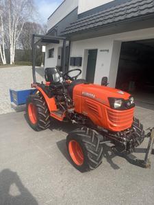 Tractor Massey Ferguson MF 399 MF 390 de 100 Caballos de Fuerza Disponible - Product Image 5