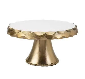 Plateau de service rond en métal pour gâteau Présentoir de table de mariage et de fête Plaque à gâteau en aluminium plaqué or Plateau de service - Product Image 5