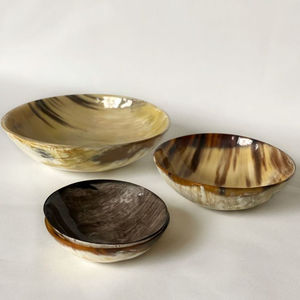 Cuenco de cuerno de forma redonda Diseño único Vajilla de estilo japonés Cuenco de mesa para servir sopa Utensilios hechos de cuerno de búfalo natural - Product Image 6
