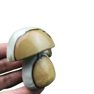 Hongo de cristal de alta calidad, Jaspe imperial Gua Sha, herramienta de masaje de raspado Natural para el cuerpo, hongo de piedras preciosas faciales, venta al por mayor - Product Image 5