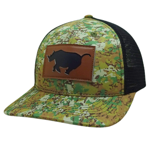 Vente en gros de casquette camionneur 6 panneaux en cuir camouflage avec logo, maille noire, couture contrastée, boucle à simple boutonnage pour tous les âges - Product Image 2