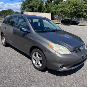 Necesariamente usado 2006 To-yo-ta Ma_trix - Product Image 1