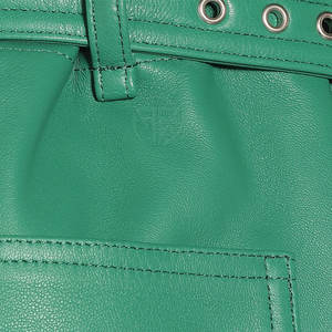 Shorts en cuir décontractés pour femmes, respirants, écologiques, finition lisse, forme confortable, construction durable, personnalisables, haute qualité - Product Image 6