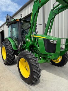 Tractor John Deere 4052M Usado en Excelentes Condiciones, Mejor Precio, 4x4, Maquinaria Agrícola para Trabajo Pesado, Para Todas las Estaciones, Potente - Product Image 5