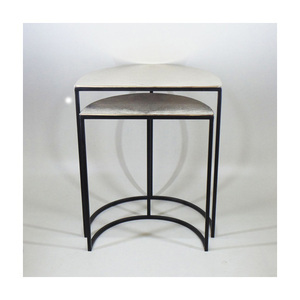 Table basse et tabouret en aluminium coulé moderne de luxe 2025 Design élégant et durable pour décor d'hôtel, de centre de villégiature et de salon VIP - Product Image 2