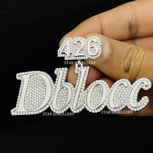 Colgante de Letra Unisex Personalizado de Oro 10K Chapado en Rodio con Diamantes Cultivados en Laboratorio, Corte Brillante Redondo, Estilo Hip Hop - Product Image 1