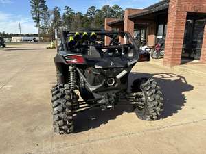 UTV Yamaha Wolverine RMAX4 1000 Limited 2026 Clásico de Primera Clase para Adultos - Product Image 2