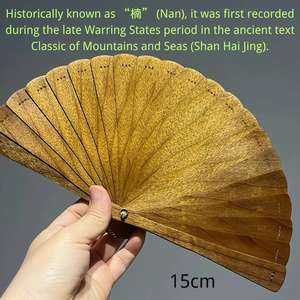 Ventilador de mano de madera de bambú hecho a mano tradicional con tela personalizable para obsequios promocionales y de eventos - Product Image 2