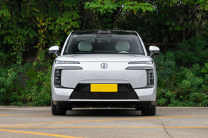 SUV Híbrido Enchufable Usado, Autonomía de 401-500 km, Transmisión Automática, Configuración de 6 Asientos, Batería de 110 kWh, Motor de 150-200 kW, Impecable - Product Image 6