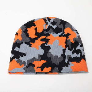 Vente en gros Bonnet camouflage tricoté unisexe Bonnets jacquard en acrylique avec logo personnalisé au meilleur prix aux États-Unis - Product Image 4