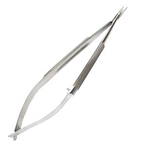 Tijeras de punta fina de calidad, diseñadas para recortar con precisión en manicura, pedicura y cuidado facial. - Product Image 1