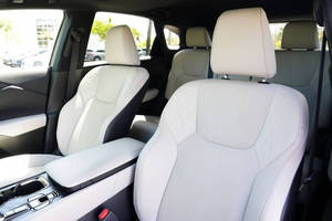 L_exus RX 350 4k 2023 USADO en Excelentes Condiciones - Product Image 4