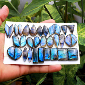 Paire naturelle pour la fabrication de bijoux Paire de boucles d'oreilles Labradorite naturelle Dos plat Cabochon Arc-en-ciel Labradorite Boucles d'oreilles en cristal faites à la main - Product Image 1