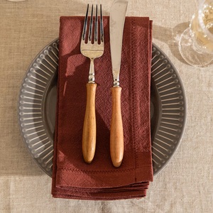 Ensemble de serviettes en lin doux lavé à la pierre, style européen, bio, faites à la main, taille et couleur personnalisées, logo personnalisé, Mi Enterprises Home Dining - Product Image 2