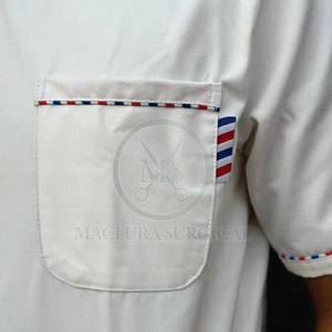 Camisa Profesional de Barbero con Botones a Presión, Material Duradero y Ecológico de Algodón/Poliéster, Bolsillos para Uso en Salón de Belleza - Product Image 5