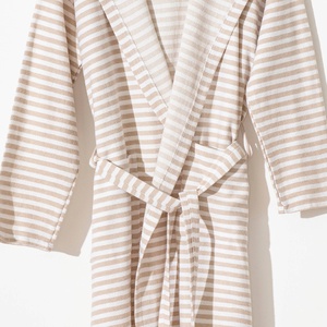 เสื้อคลุมอาบน้ำแบบทอแบนสไตล์ตุรกี ลายทาง  แบบมีฮู้ด ผ้าฝ้าย 100% - Product Image 6