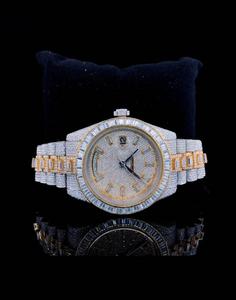 นาฬิกาควอทซ์สายสีเงินหรูหราสไตล์แร็ปเปอร์ออกแบบได้เองของขวัญวันเกิดแฟชั่นใหม่เพชรสำหรับธุรกิจ - Product Image 1