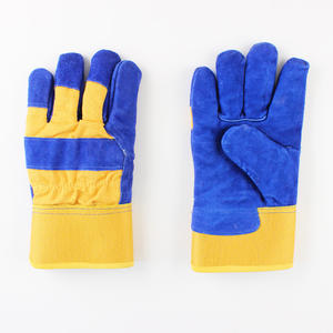 Gants de soudage personnalisés en usine de haute qualité jaune court en cuir de vachette résistant à l'usure isolation thermique soudeur gants de travail en cuir - Product Image 5