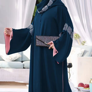 Abaya de manga larga con estampado y sólido de color personalizado para adultos, ropa islámica de mujer con hiyab de talla grande OEM con logotipo personalizado - Product Image 1