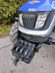 Tractor Lovol M404 para Uso Agrícola, con Transmisión por Engranajes, para Huertos y Viñedos, con Cabina Cerrada - Product Image 5