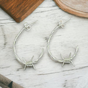 ต่างหูดีไซน์ไม่เหมือนใคร925ทึบเครื่องประดับเงินสเตอร์ลิงต่างหูสวยงามสไตล์ดีงามสำหรับซัพพลายเออร์ขายส่งของเธอ - Product Image 1