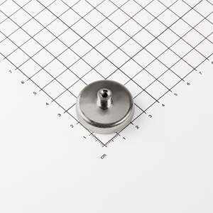 Gripper piatto in ferrite in acciaio inox Ø32x7mm con boccola filettata - Product Image 1