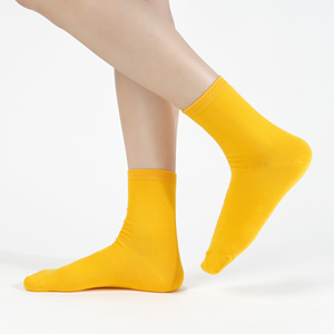 Chaussettes courtes en coton antibactérien pour femmes - Couleur unie arc-en-ciel - Invisibles - Product Image 5