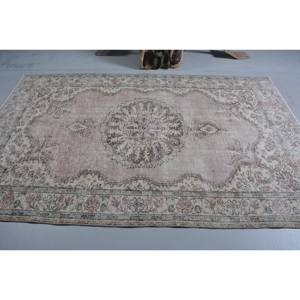 Vintage 5ft 7in X 8ft 9in Turkish Oriental Rug Classic Large Area Woolen with Patchwork Pattern for Teen Exhibition Latex Backed - Product Image 3