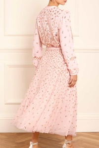 Maxi vestido de noche acampanado con cuello alto, gasa Pastel con bordado a máquina y volantes para bodas, fiestas de graduación - Product Image 4