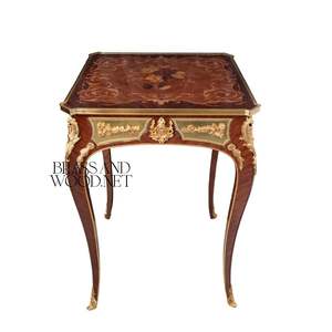 Mesa Auxiliar Cuadrada de Lujo con Incrustaciones Florales y Detalles Ornamentales de Latón Dorado para Decoración Clásica de Esquinas de Sala de Estar - Product Image 2